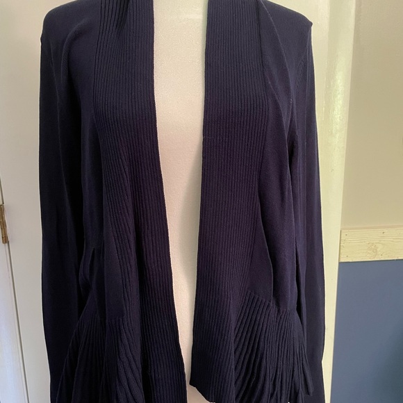 By Anthropologie Banlieue Peplum Cardigan Sweater Woman Size Large Navy NWOT - Picture 8 of 13